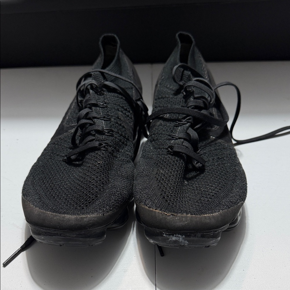 Nike Men's Black Athletic Shoes